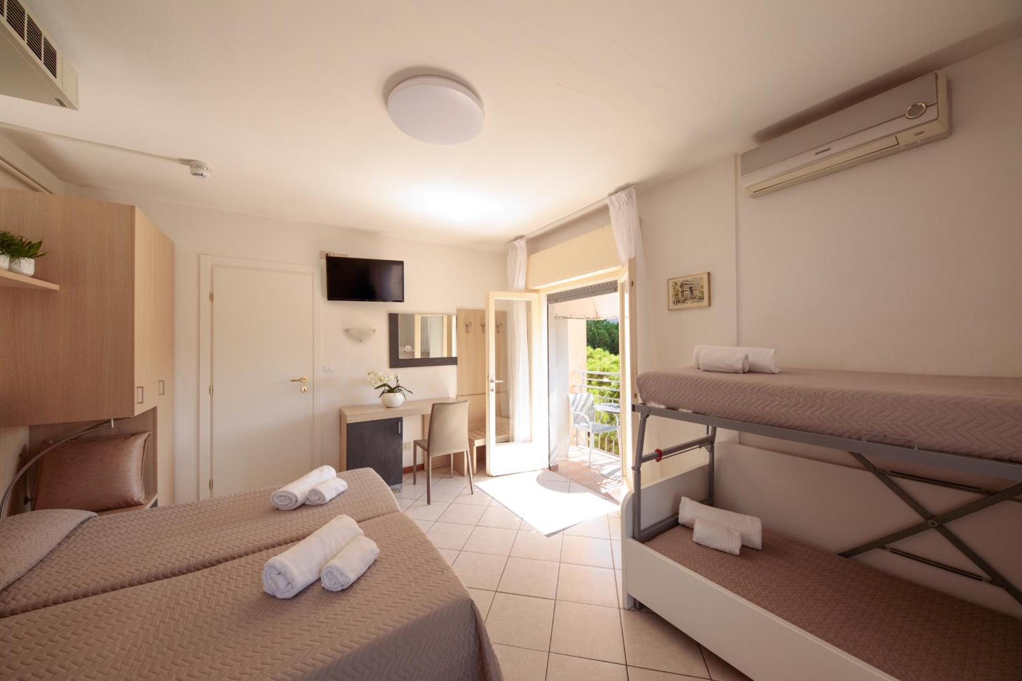 Hotel Madison Lido di Jesolo Exterior foto