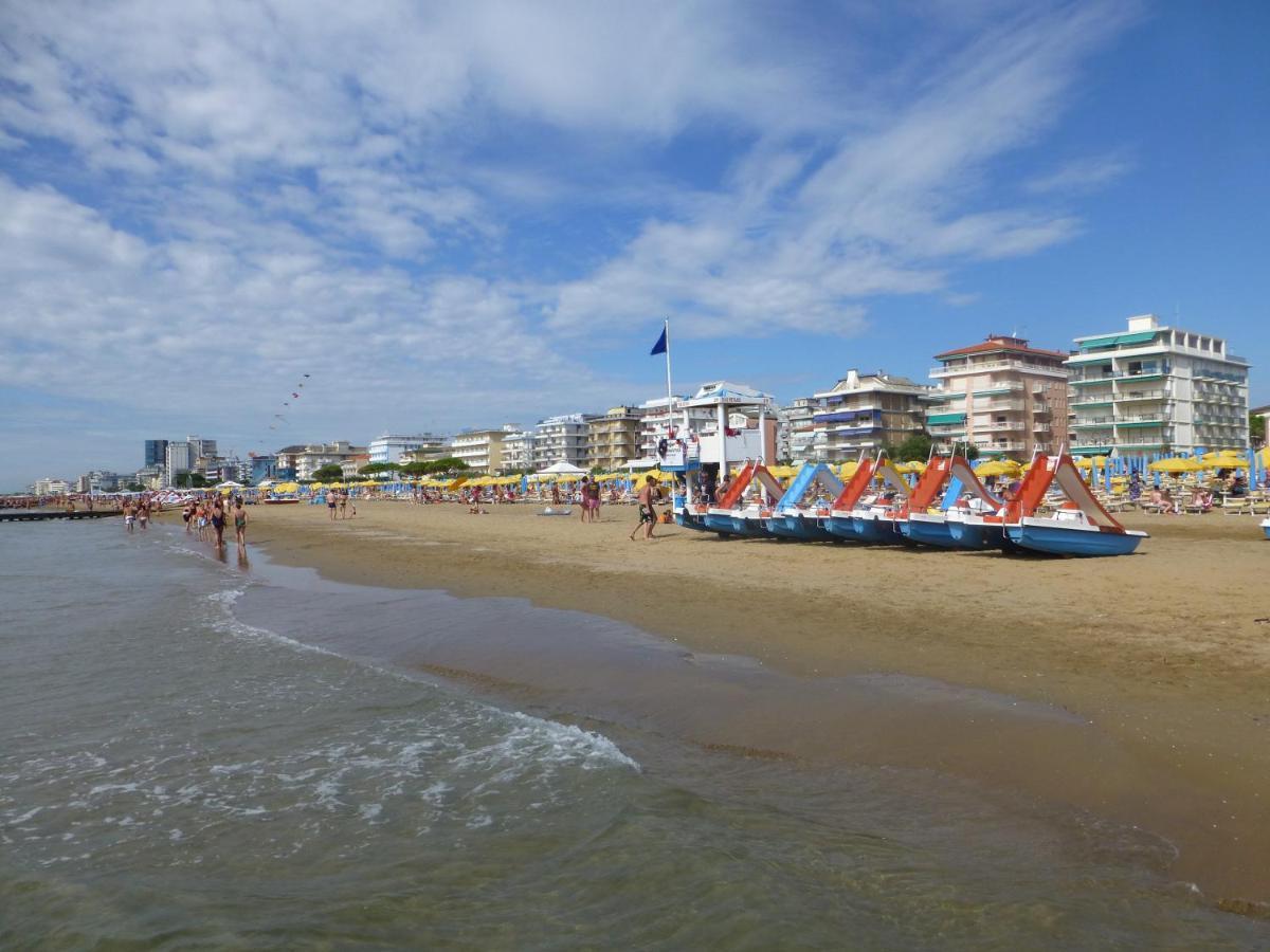 Hotel Madison Lido di Jesolo Exterior foto